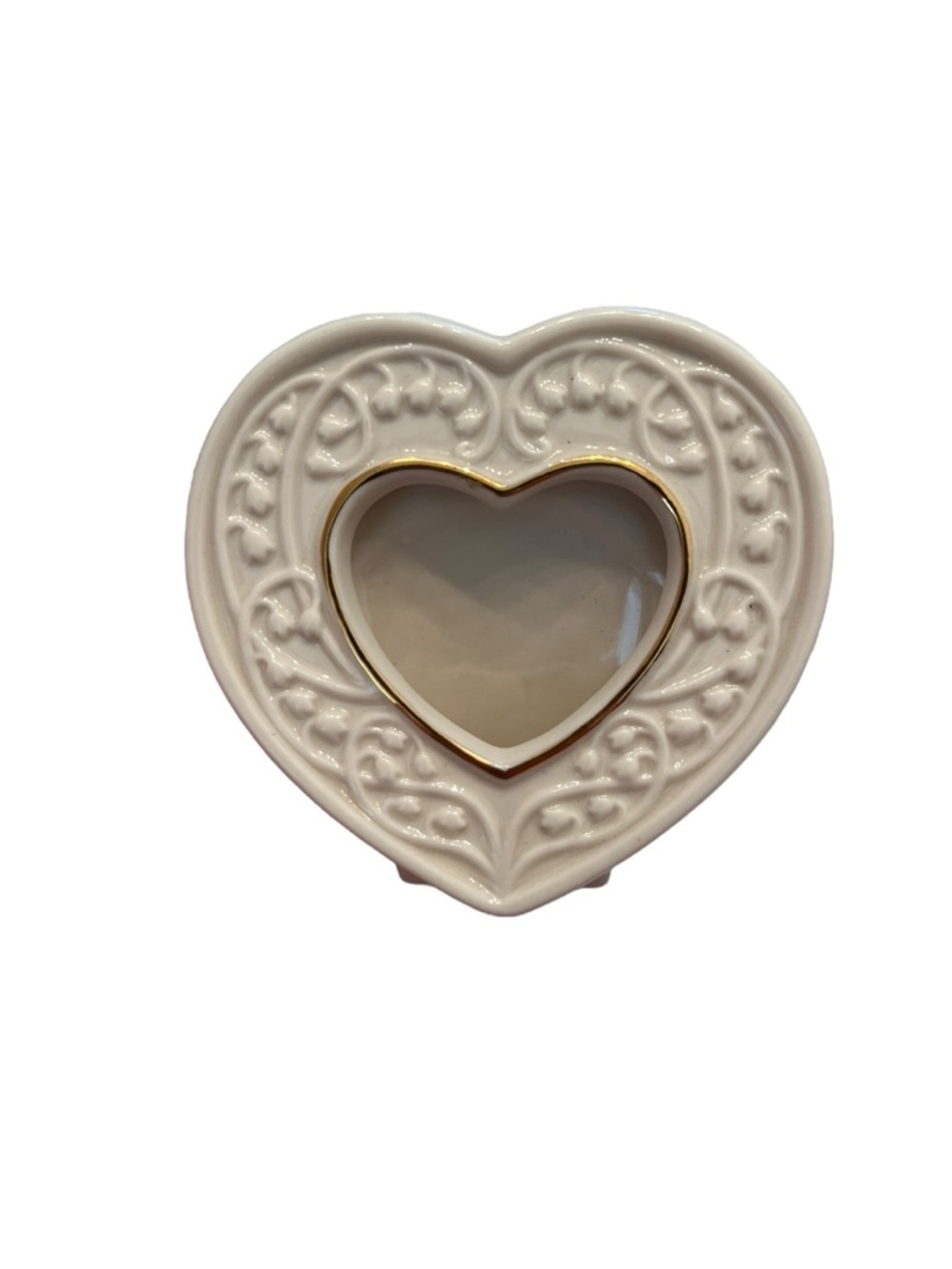 Wedding Promises Collection
by LENOX Heart-Shaped Gold Trim Frame